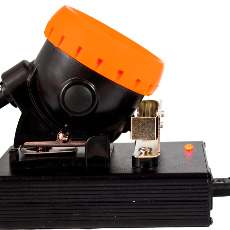 LÁMPARA MINERA ALÁMBRICA TORCH T8.2